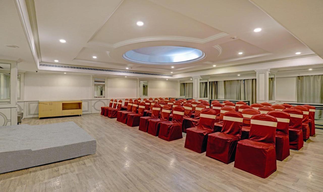 Itsy By Treebo - Vashistha Hotell Hyderabad Exteriör bild