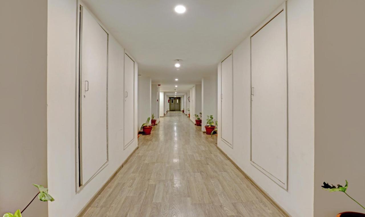 Itsy By Treebo - Vashistha Hotell Hyderabad Exteriör bild