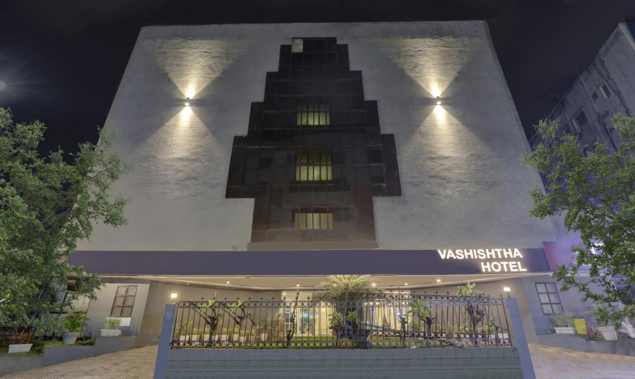 Itsy By Treebo - Vashistha Hotell Hyderabad Exteriör bild