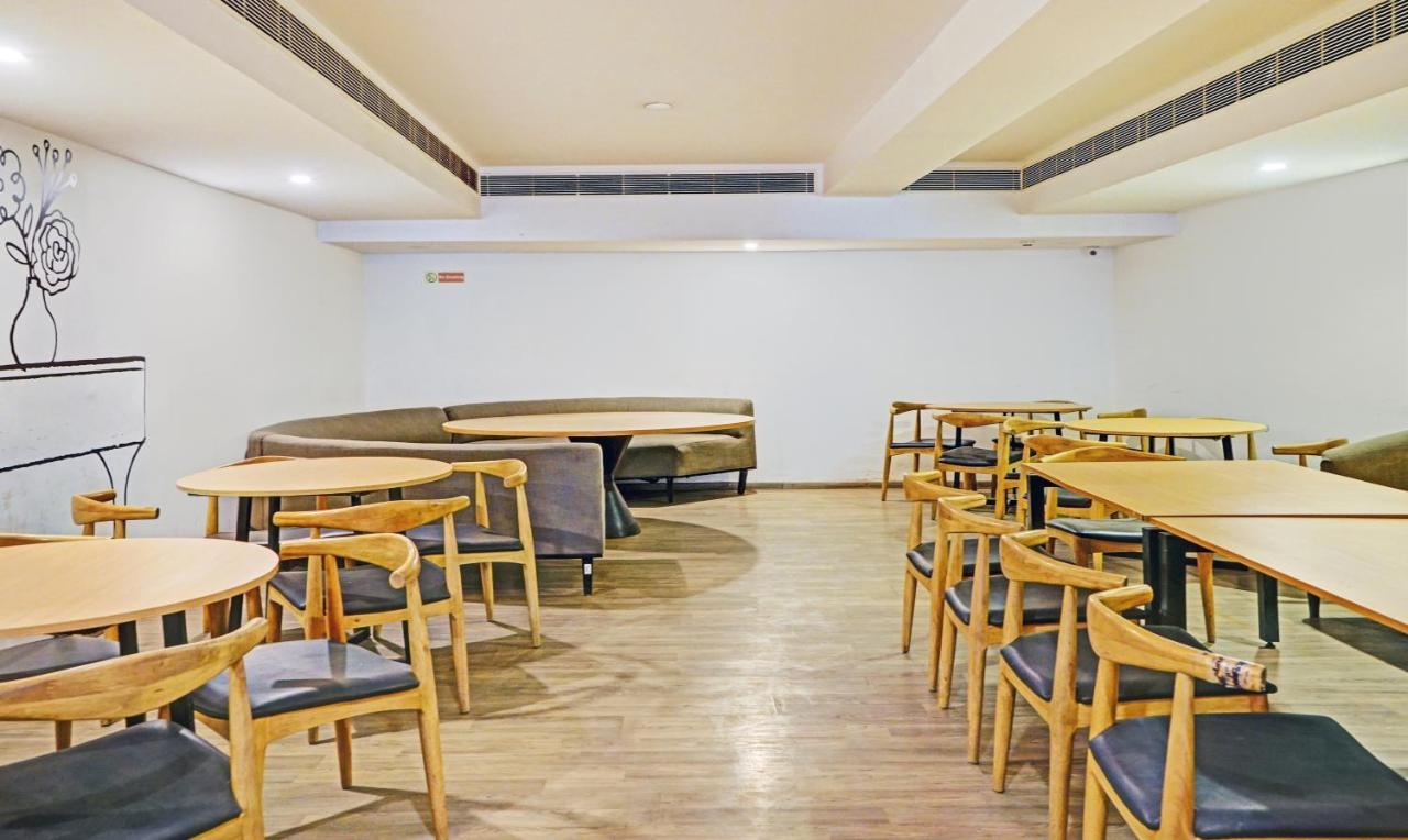 Itsy By Treebo - Vashistha Hotell Hyderabad Exteriör bild